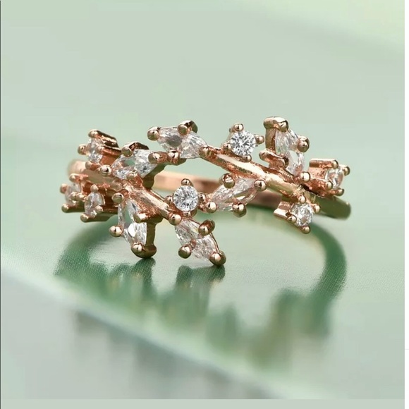 NWT Rose Gold Filled White Sapphire Ring - Picture 4 of 4